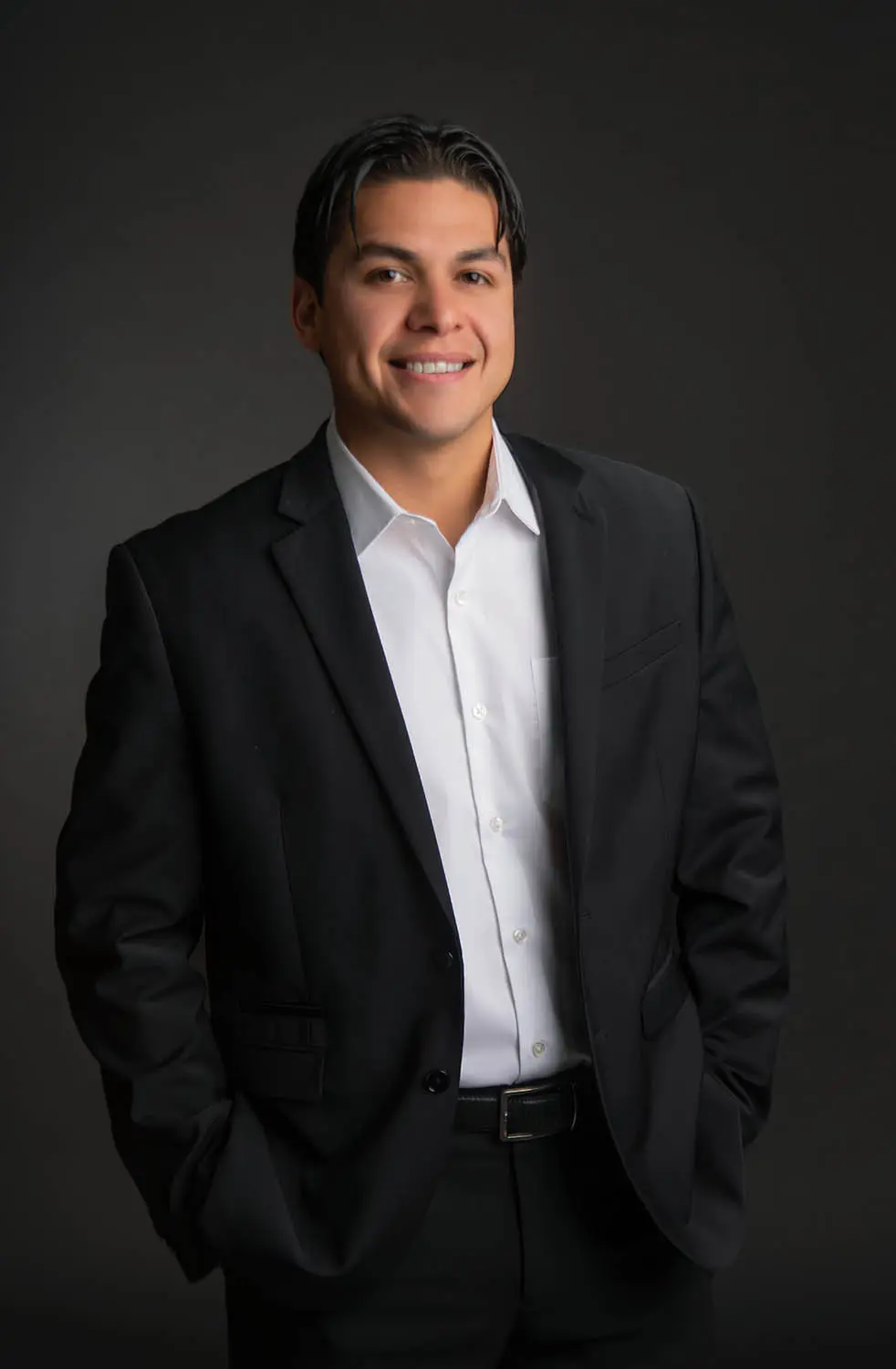 Tres Sembera WEB 8115